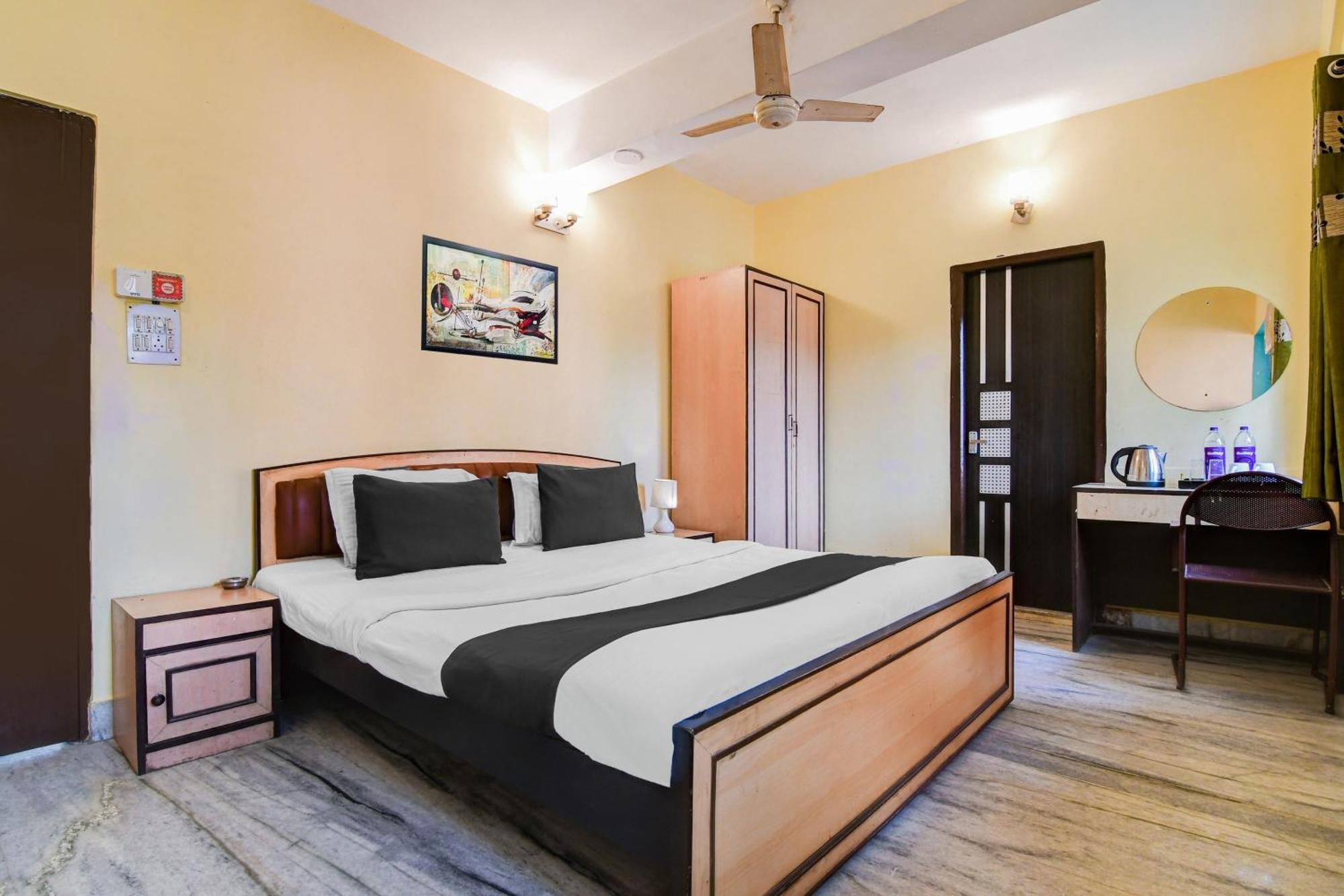 Super Hotel O Alipore Near Chetla Formerly Alipore Guest House Alipur  Екстер'єр фото
